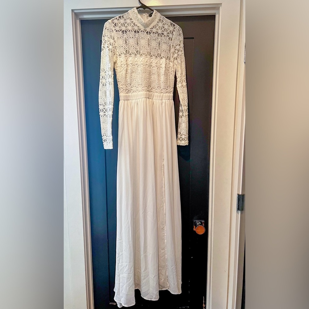 Lulu’s Long Lace Dress